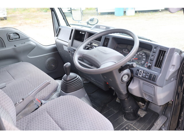 いすゞエルフ平ボディ小型（2t・3t）[写真22]