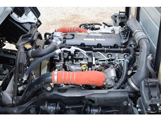 いすゞエルフ平ボディ小型（2t・3t）[写真28]