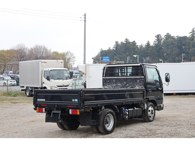 いすゞエルフ平ボディ小型（2t・3t）[写真04]