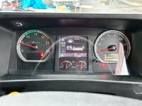 いすゞギガアルミウイング大型（10t）[写真24]