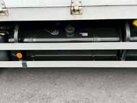 いすゞギガアルミウイング大型（10t）[写真31]