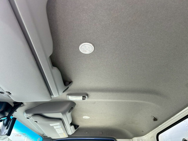 日野デュトロアルミバン小型（2t・3t）[写真20]