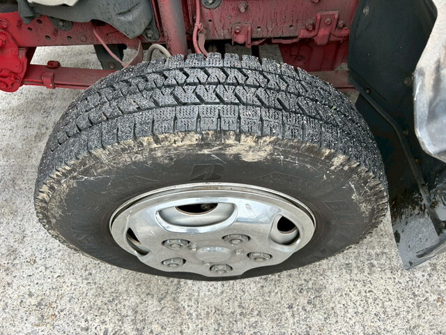 日野デュトロアルミバン小型（2t・3t）[写真25]