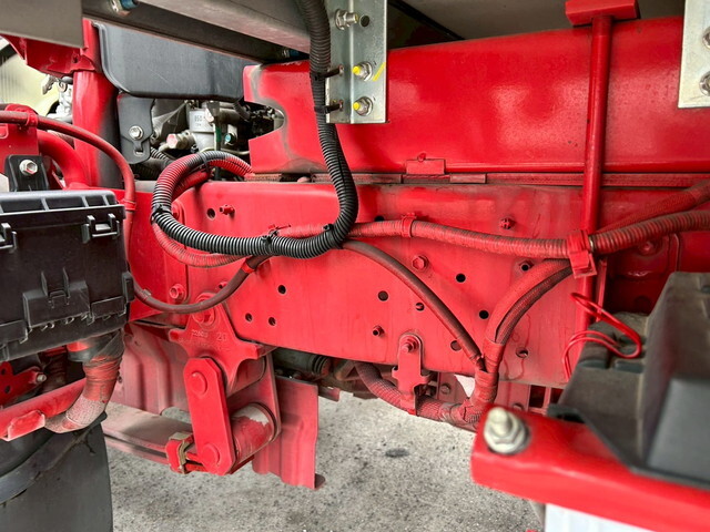 日野デュトロアルミバン小型（2t・3t）[写真37]