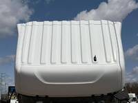 UDトラックスクオンアルミウイング大型（10t）[写真21]