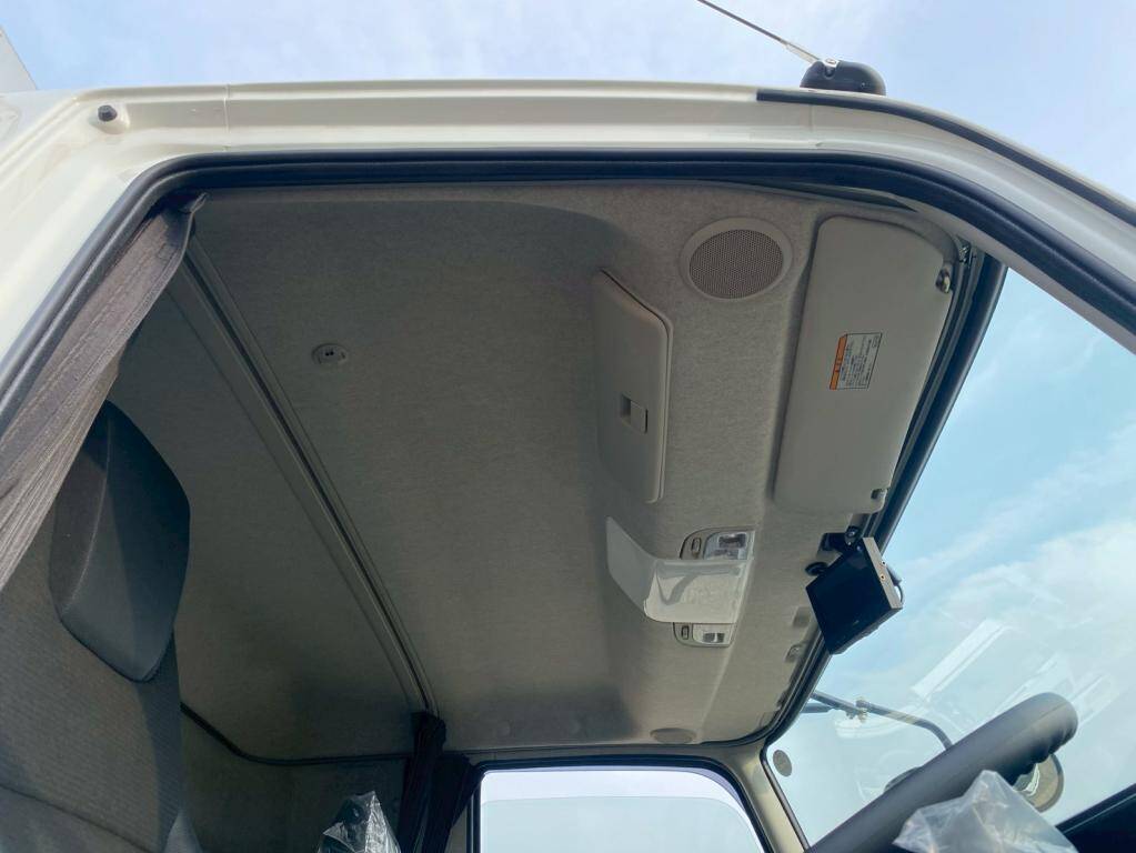 三菱ふそうファイターアルミウイング中型（4t）[写真24]