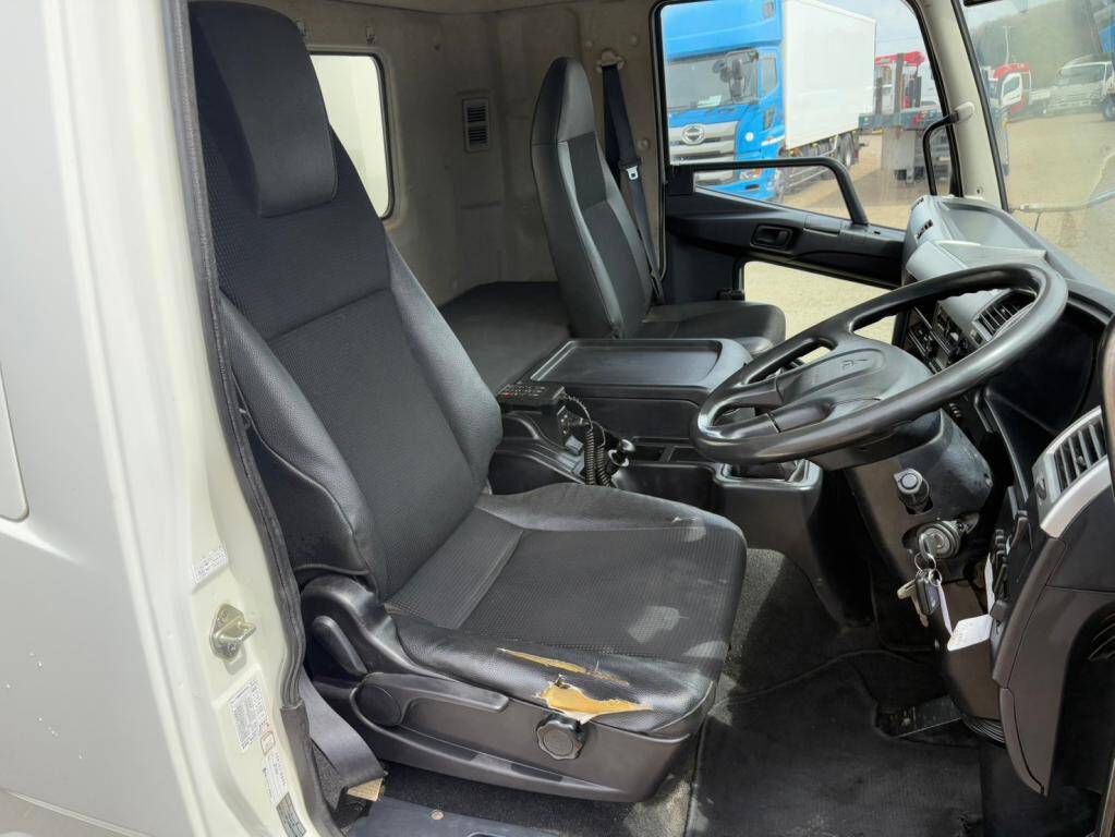 三菱ふそうファイター冷凍車（冷蔵車）増トン（6t・8t）[写真18]