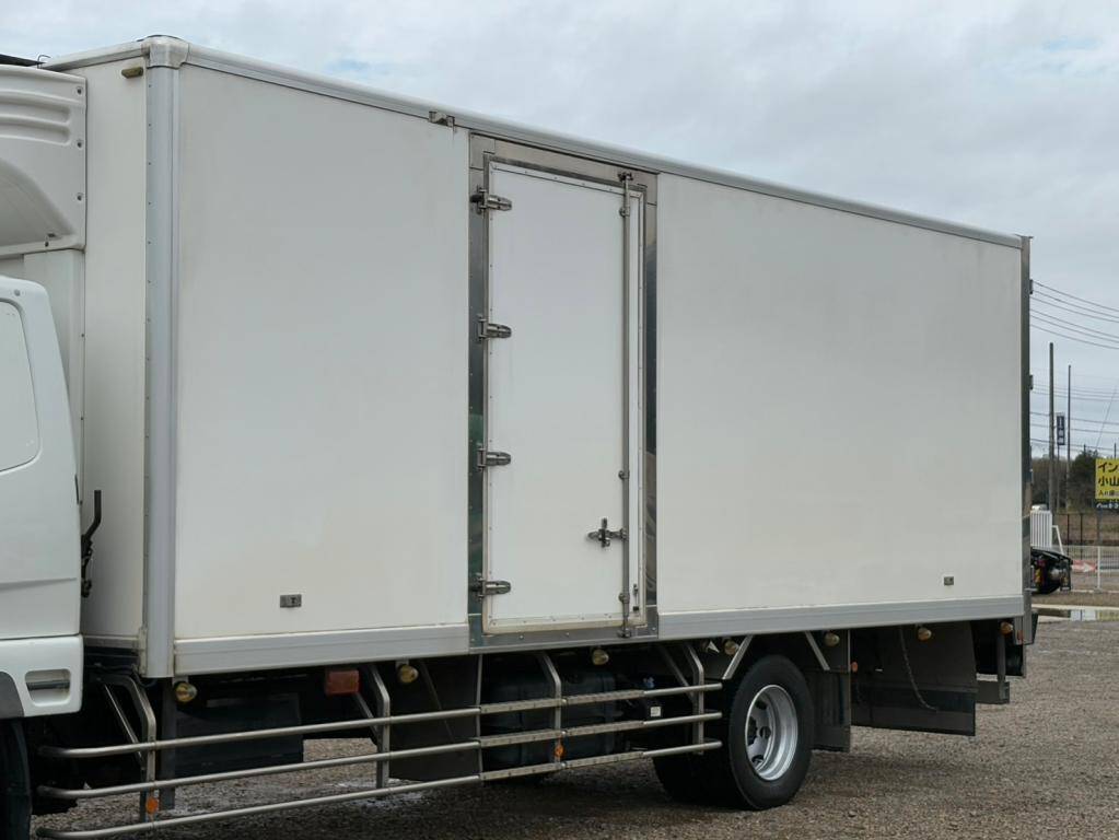 三菱ふそうファイター冷凍車（冷蔵車）増トン（6t・8t）[写真06]