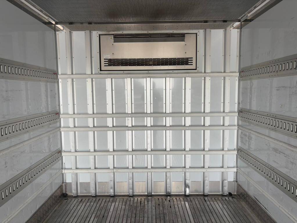 三菱ふそうファイター冷凍車（冷蔵車）増トン（6t・8t）[写真07]