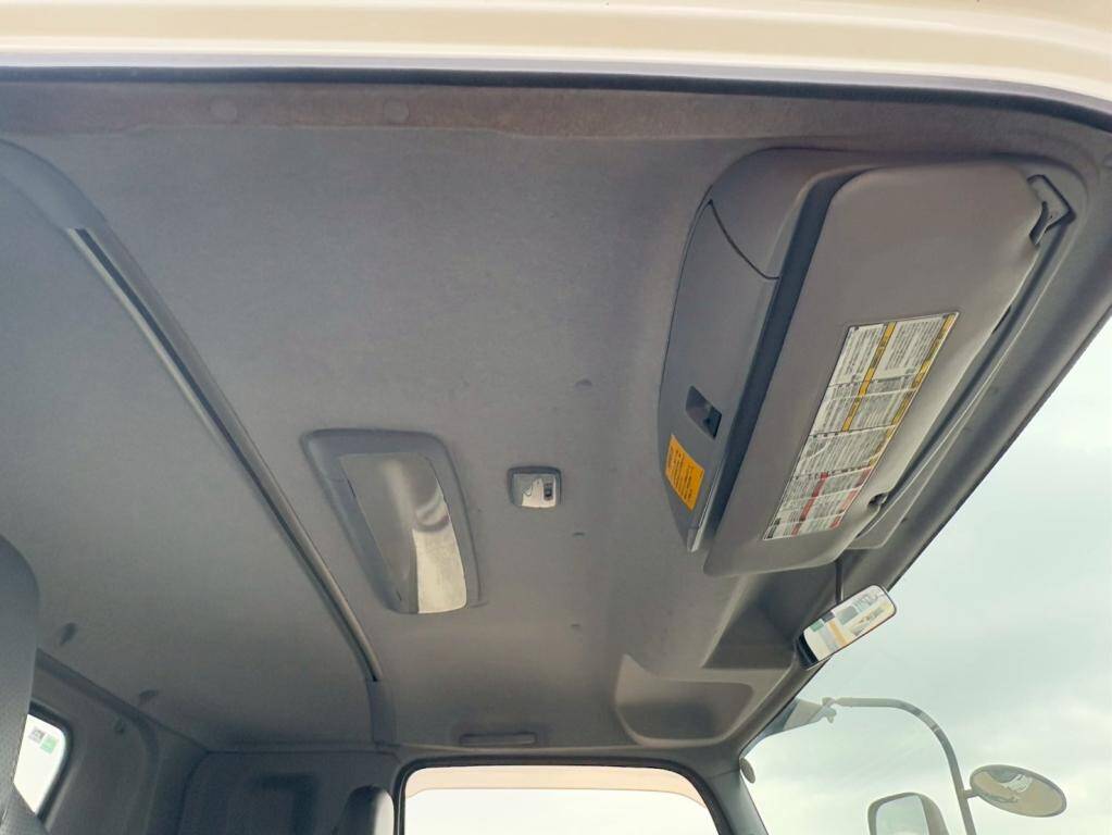 いすゞフォワード散水車増トン（6t・8t）[写真21]