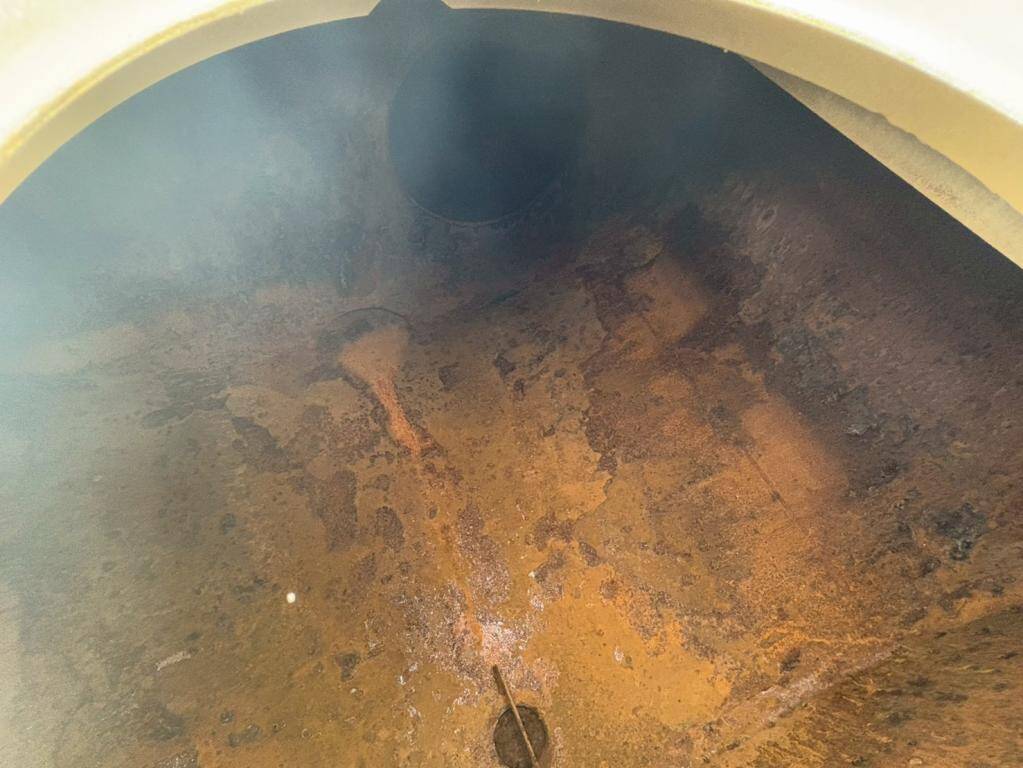 いすゞフォワード散水車増トン（6t・8t）[写真07]