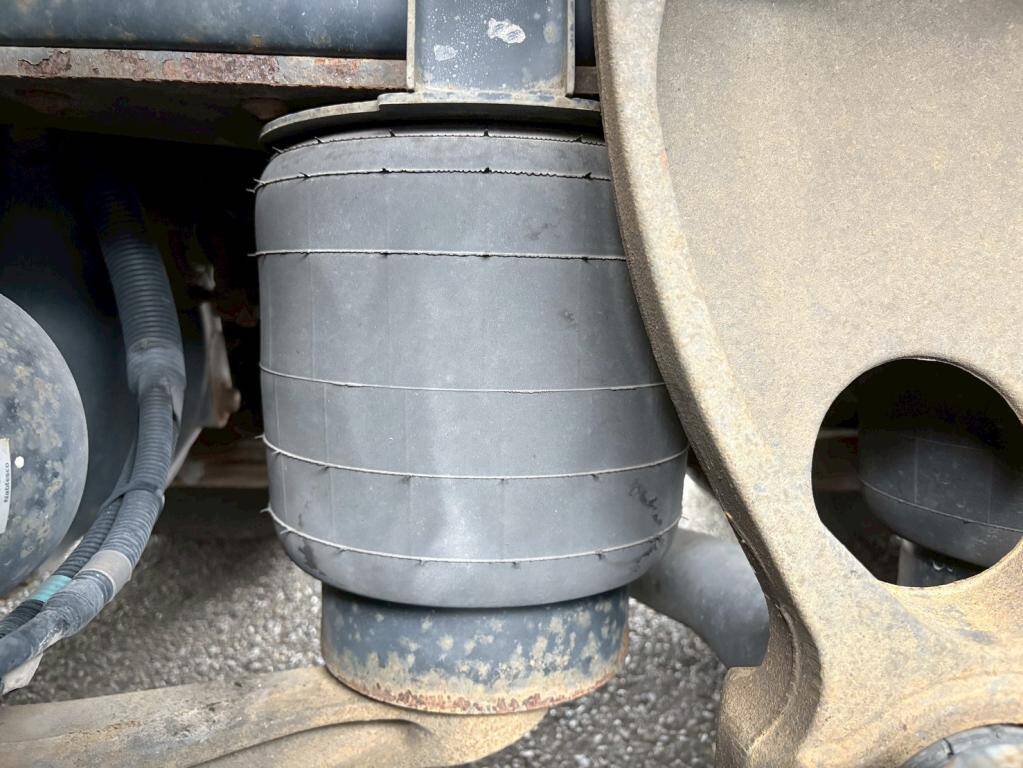 日野プロフィアアルミウイング大型（10t）[写真15]