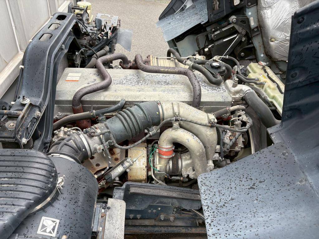 日野プロフィアアルミウイング大型（10t）[写真18]