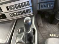 日野プロフィアアルミウイング大型（10t）[写真23]