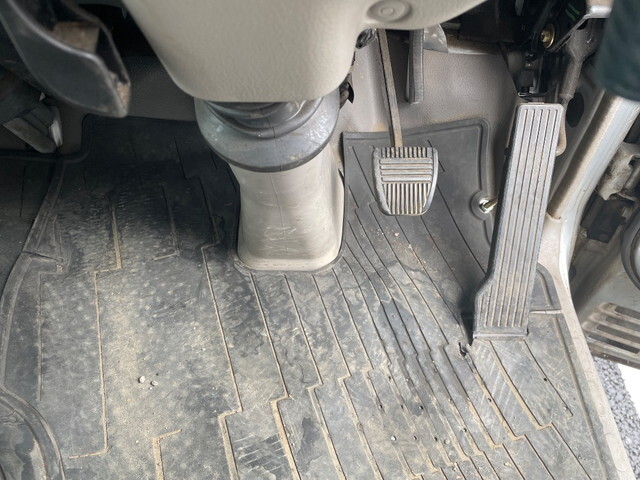 トヨタトヨエース平ボディ小型（2t・3t）[写真22]