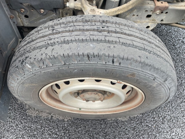 トヨタトヨエース平ボディ小型（2t・3t）[写真06]