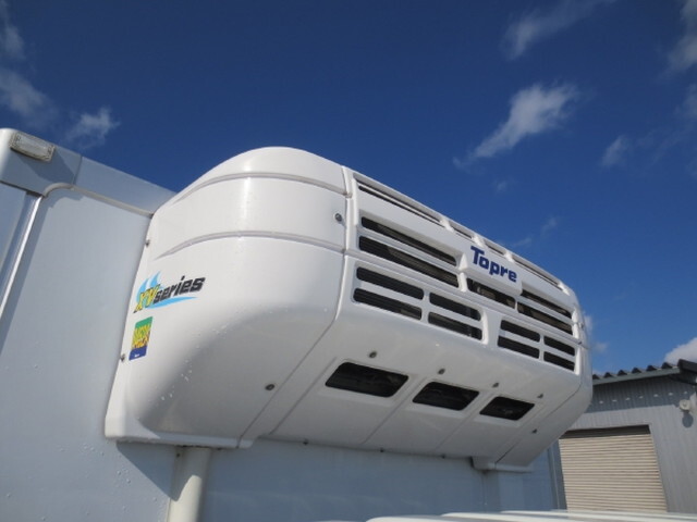 三菱ふそうファイター冷凍車（冷蔵車）中型（4t）[写真12]