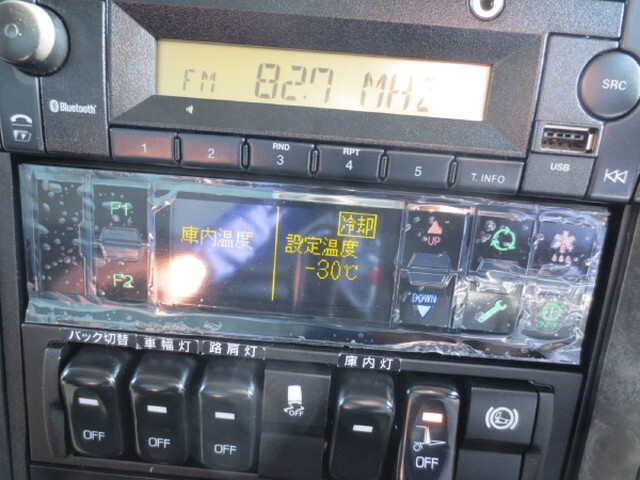 三菱ふそうファイター冷凍車（冷蔵車）中型（4t）[写真14]