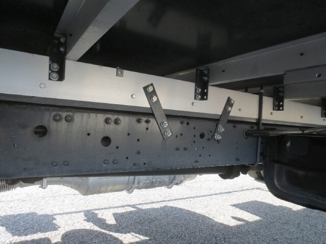 三菱ふそうファイター冷凍車（冷蔵車）中型（4t）[写真15]