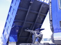 いすゞフォワード深ダンプ（土砂禁ダンプ）中型（4t）[写真11]