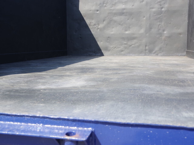 いすゞフォワード深ダンプ（土砂禁ダンプ）中型（4t）[写真12]