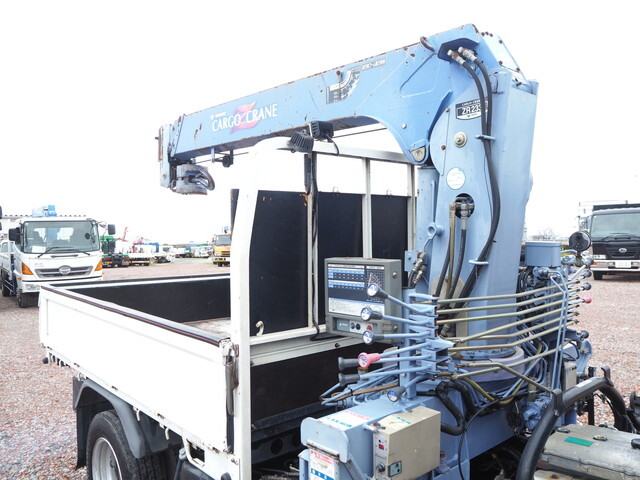 三菱ふそうキャンタークレーン3段小型（2t・3t）[写真22]