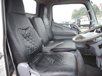 三菱ふそうキャンタークレーン3段小型（2t・3t）[写真37]