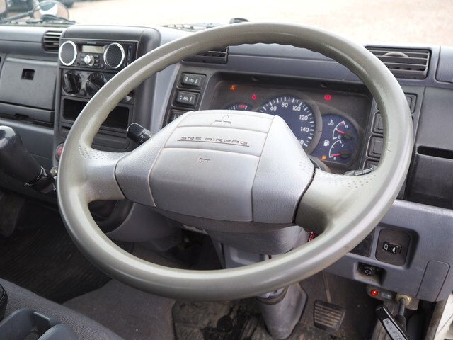 三菱ふそうキャンタークレーン3段小型（2t・3t）[写真38]