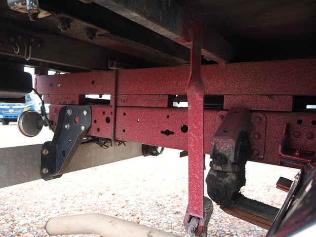 三菱ふそうキャンタークレーン3段小型（2t・3t）[写真27]