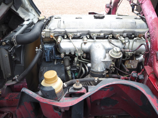 三菱ふそうキャンタークレーン3段小型（2t・3t）[写真31]