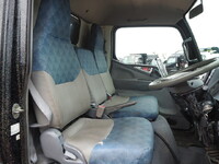 三菱ふそうキャンタークレーン3段小型（2t・3t）[写真37]