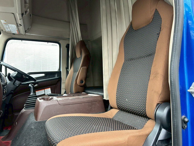 日野レンジャーアルミウイング中型（4t）[写真13]