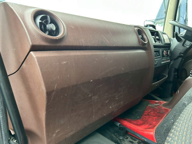 日野レンジャーアルミウイング中型（4t）[写真17]