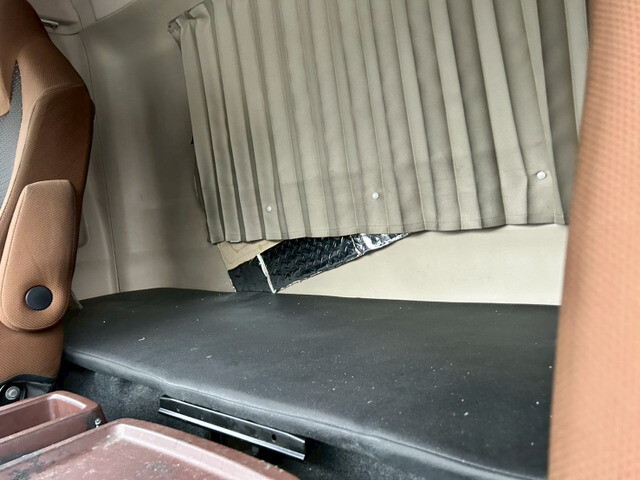 日野レンジャーアルミウイング中型（4t）[写真19]