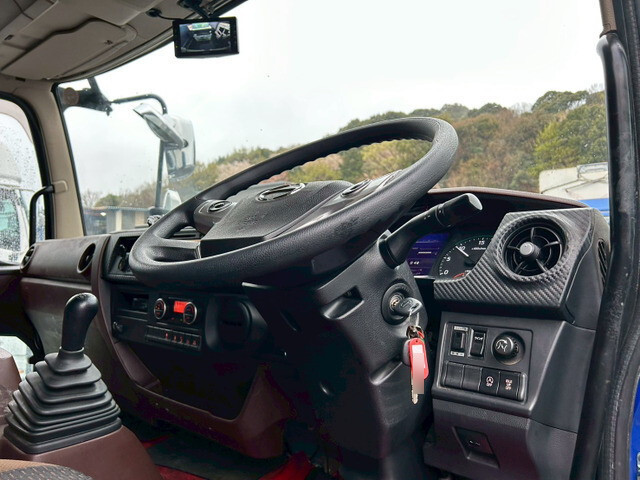 日野レンジャーアルミウイング中型（4t）[写真21]