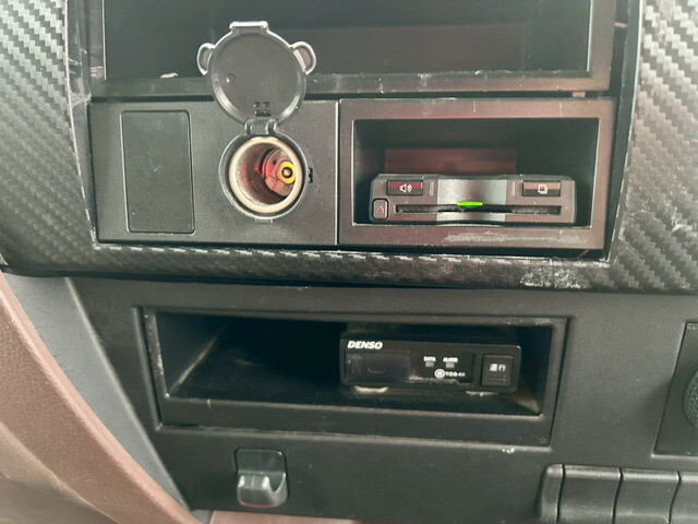 日野レンジャーアルミウイング中型（4t）[写真26]