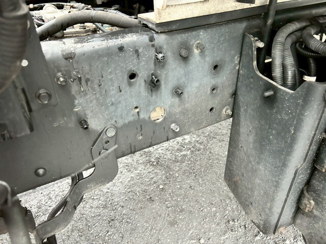 日野レンジャーアルミウイング中型（4t）[写真34]