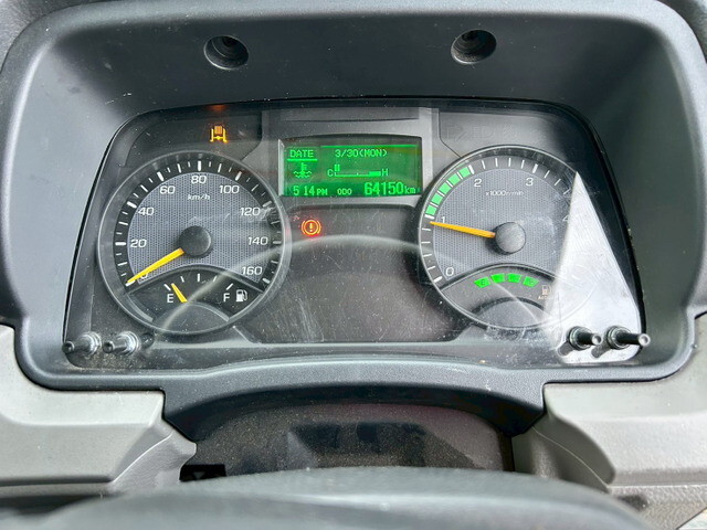 三菱ふそうキャンターアルミウイング小型（2t・3t）[写真20]