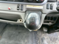 三菱ふそうキャンターアルミウイング小型（2t・3t）[写真24]