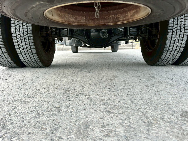 三菱ふそうキャンターアルミウイング小型（2t・3t）[写真37]