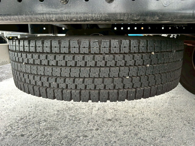 三菱ふそうキャンターアルミウイング小型（2t・3t）[写真38]