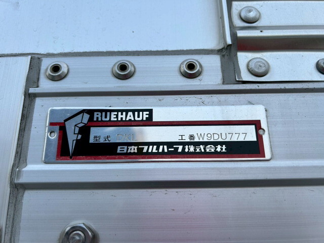 UDトラックスクオンアルミウイング大型（10t）[写真15]