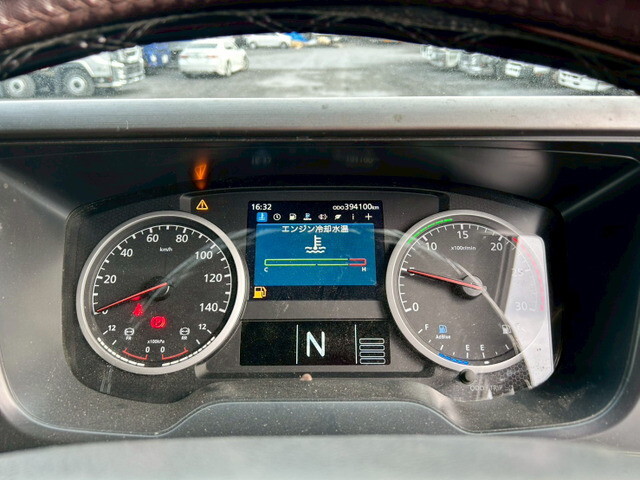 UDトラックスクオンアルミウイング大型（10t）[写真26]