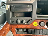 UDトラックスクオンアルミウイング大型（10t）[写真28]