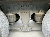 UDトラックスクオンアルミウイング大型（10t）[写真39]