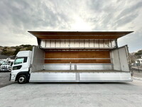 UDトラックスクオンアルミウイング大型（10t）[写真06]