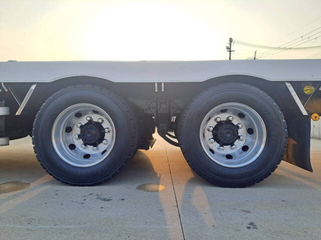 三菱ふそうスーパーグレートセルフクレーン3段大型（10t）[写真30]