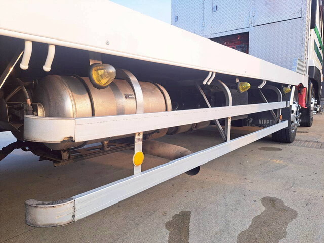 三菱ふそうスーパーグレートセルフクレーン3段大型（10t）[写真33]