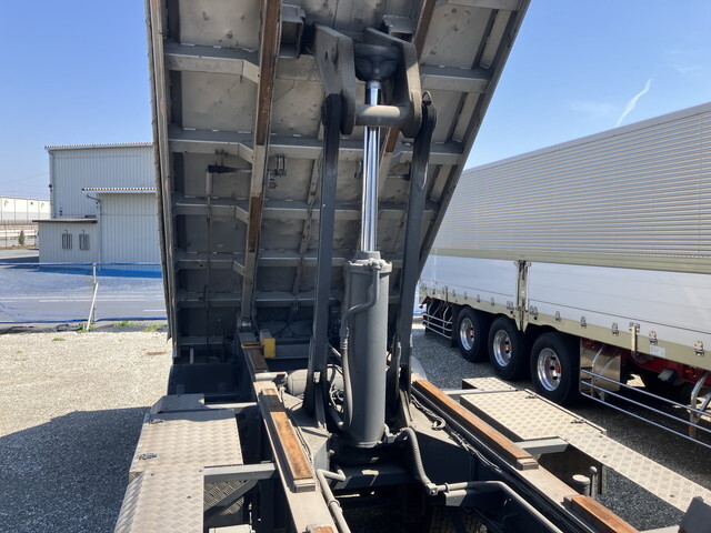 スカニアその他の車種トレーラーヘッド（トラクターヘッド）大型（10t）[写真16]