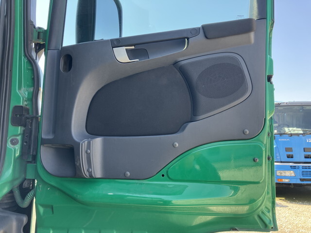 スカニアその他の車種トレーラーヘッド（トラクターヘッド）大型（10t）[写真25]